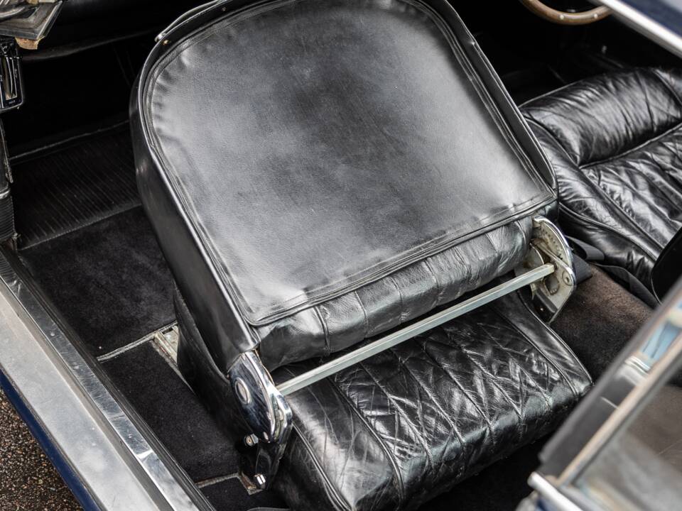 Image 38/64 of Aston Martin DB 4 (1962)