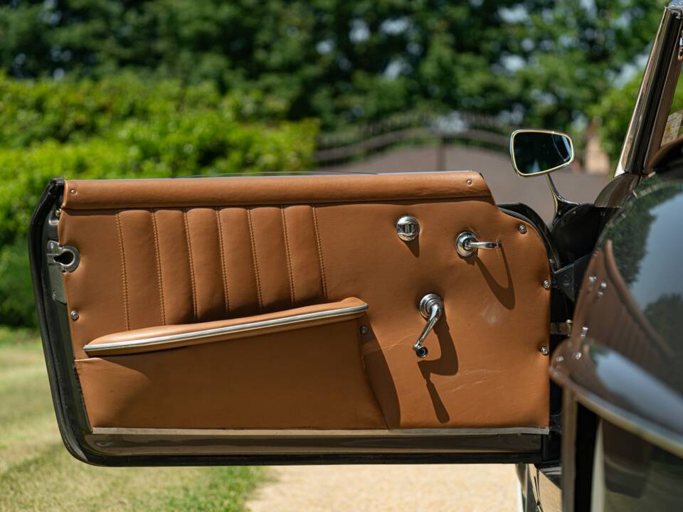 Imagen 45/50 de Mercedes-Benz 190 SL (1962)