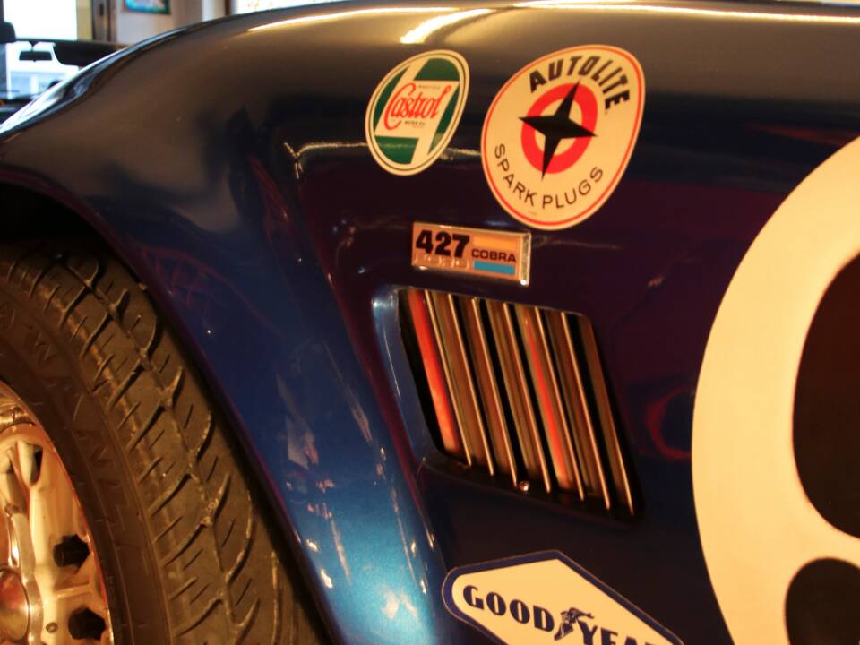Image 50/57 of AC Cobra 427 (1965)
