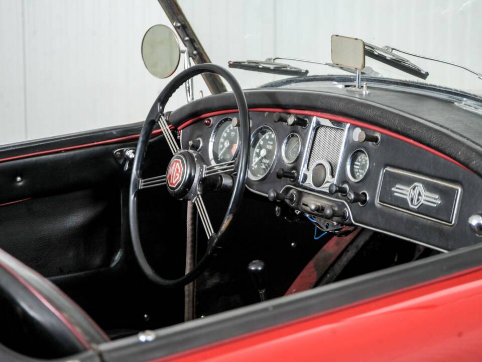 Bild 27/50 von MG MGA 1600 (1900)