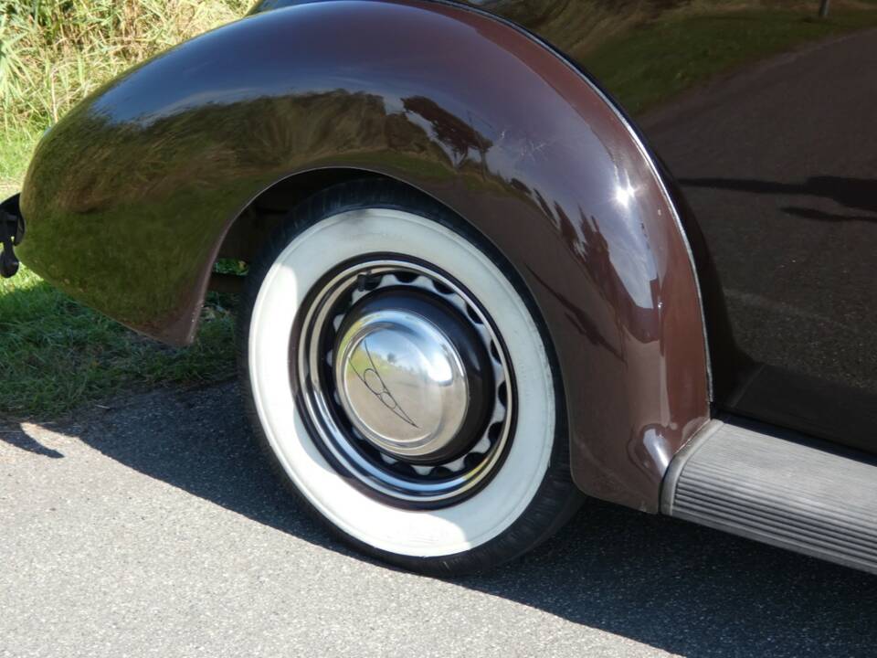 Image 35/52 de Ford V8 (1938)