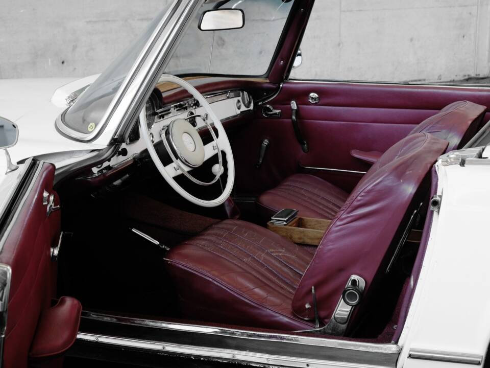 Afbeelding 22/40 van Mercedes-Benz 230 SL (1964)