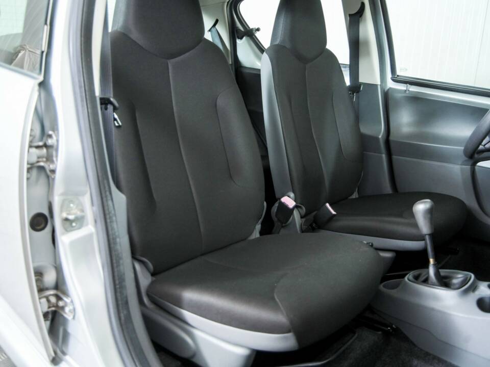 Image 16/48 of Toyota Aygo (2010)