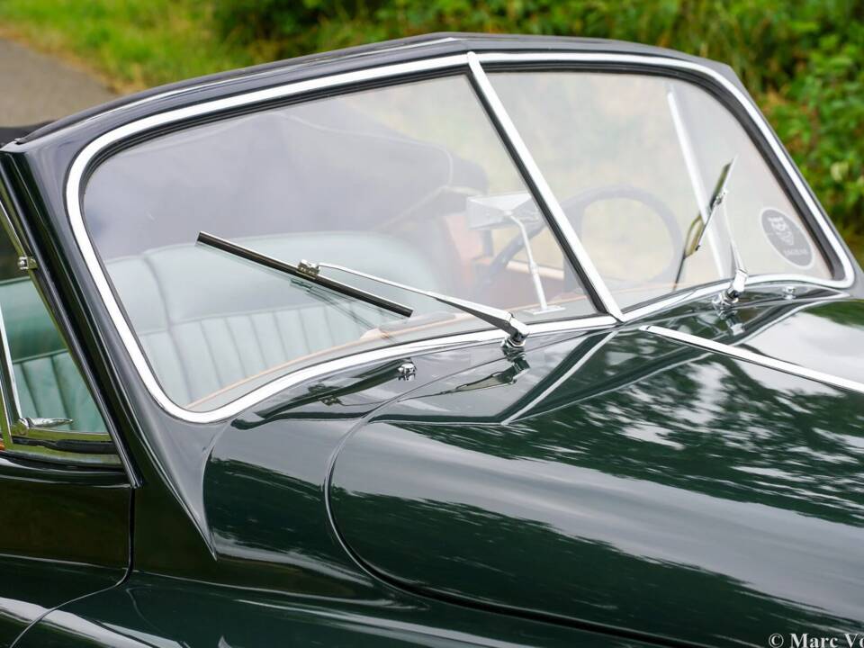 Afbeelding 11/59 van Jaguar XK 140 SE DHC (1955)
