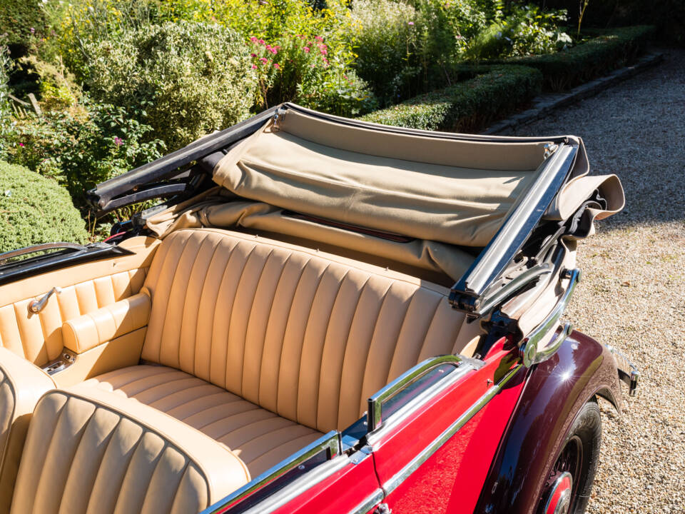 Afbeelding 47/66 van Mercedes-Benz 290 Cabriolet B (1935)