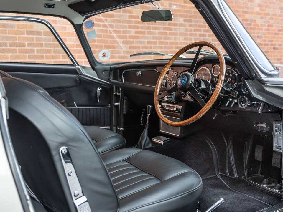 Bild 20/35 von Aston Martin DB 5 (1965)