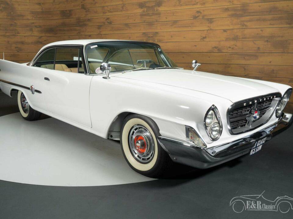 Image 3/19 of Chrysler 300 G (1961)