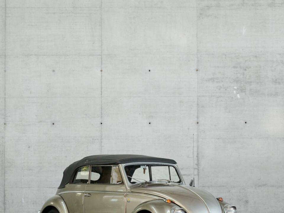 Bild 21/50 von Volkswagen Käfer 1200 Cabriolet (1957)