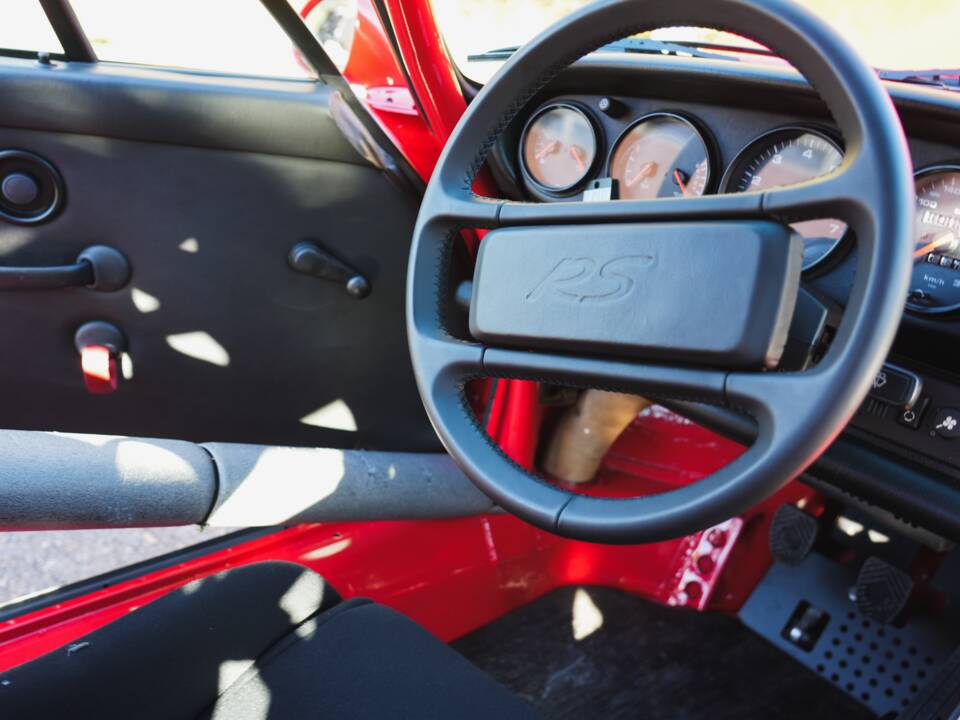 Bild 28/51 von Porsche 911 Carrera RS N/GT (1992)