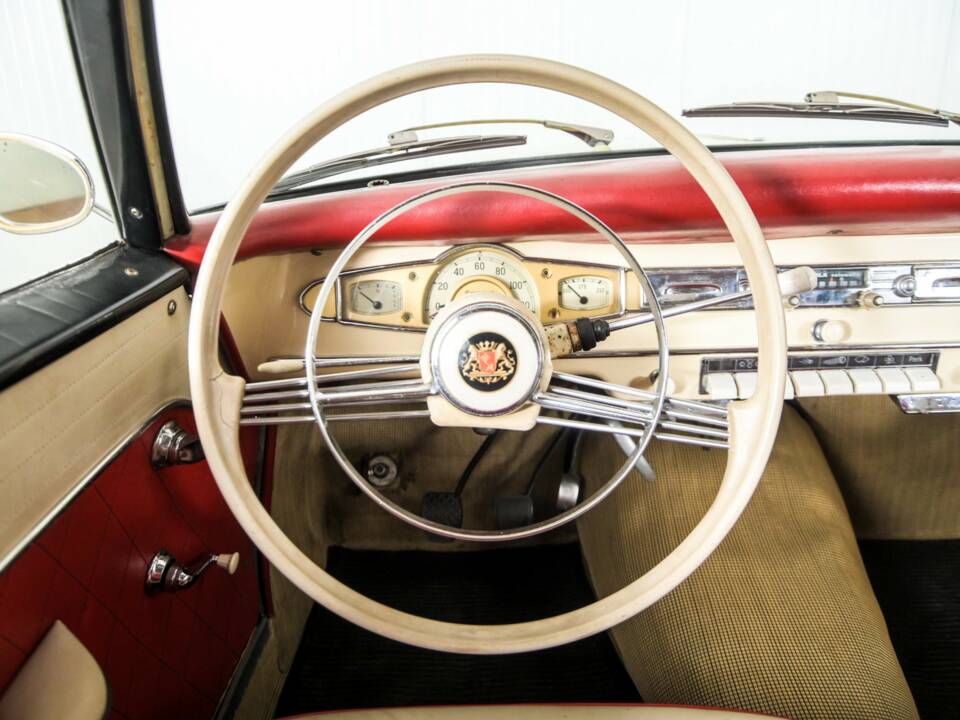 Image 8/50 of Borgward Isabella Coupe (1958)