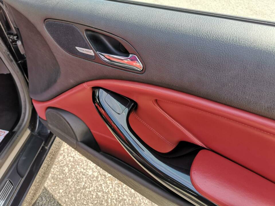 Bild 24/43 von BMW M3 (2002)