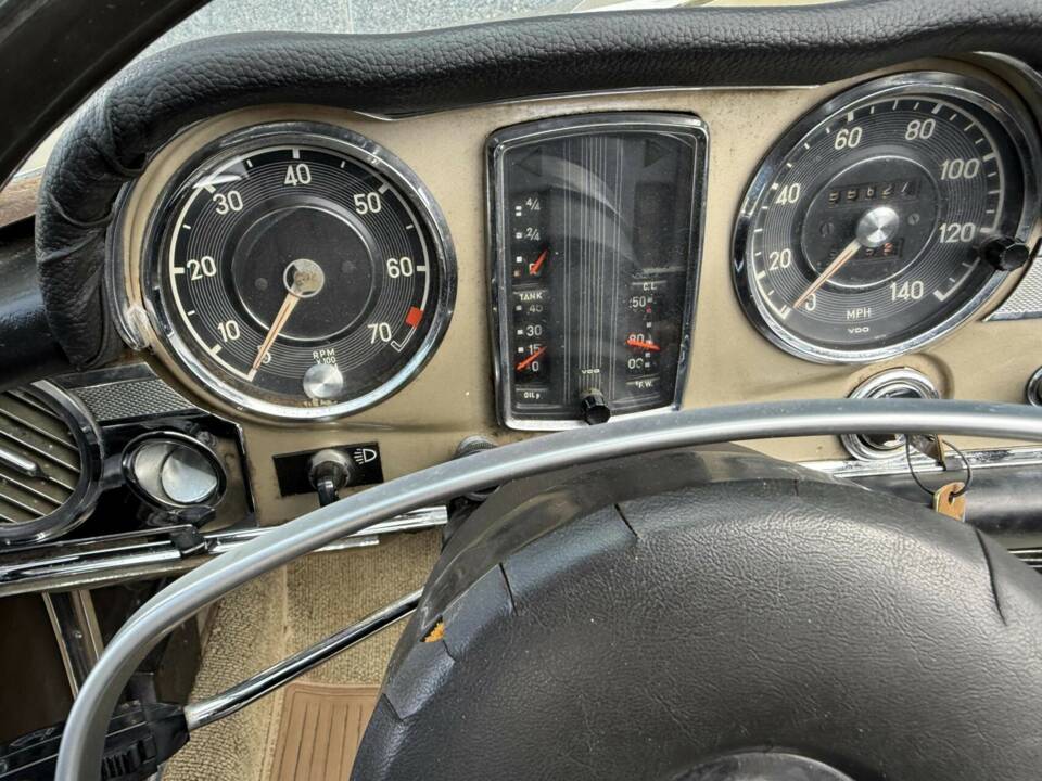 Image 21/49 de Mercedes-Benz 280 SL (1971)