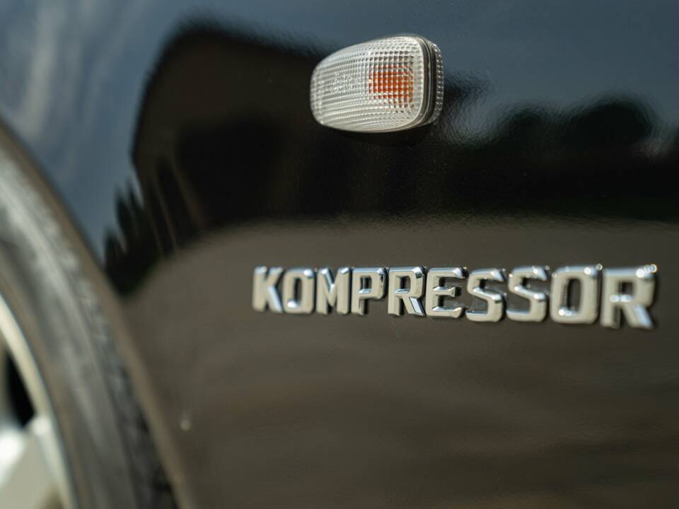 Imagen 28/50 de Mercedes-Benz SLK 200 Kompressor (1998)