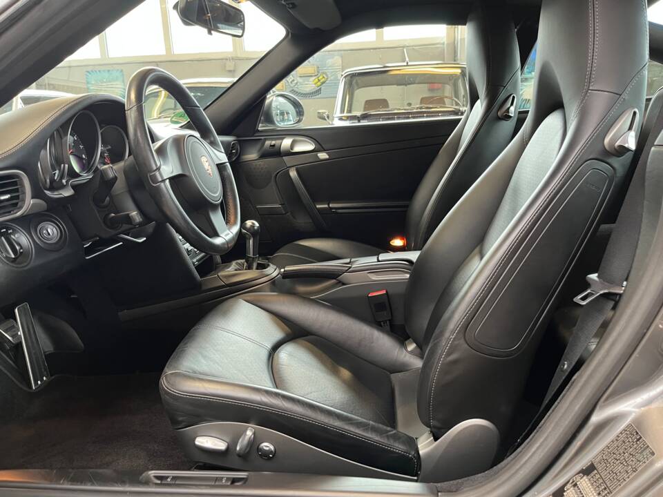 Bild 35/43 von Porsche 911 Carrera (2011)