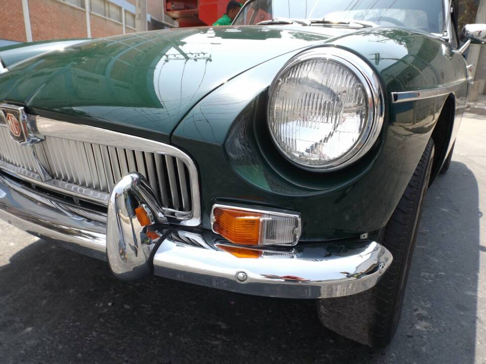 Imagen 45/49 de MG MGB (1979)