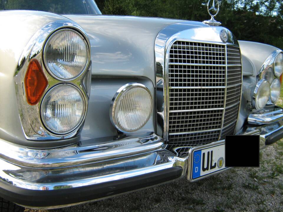 Bild 19/25 von Mercedes-Benz 280 SE (1968)