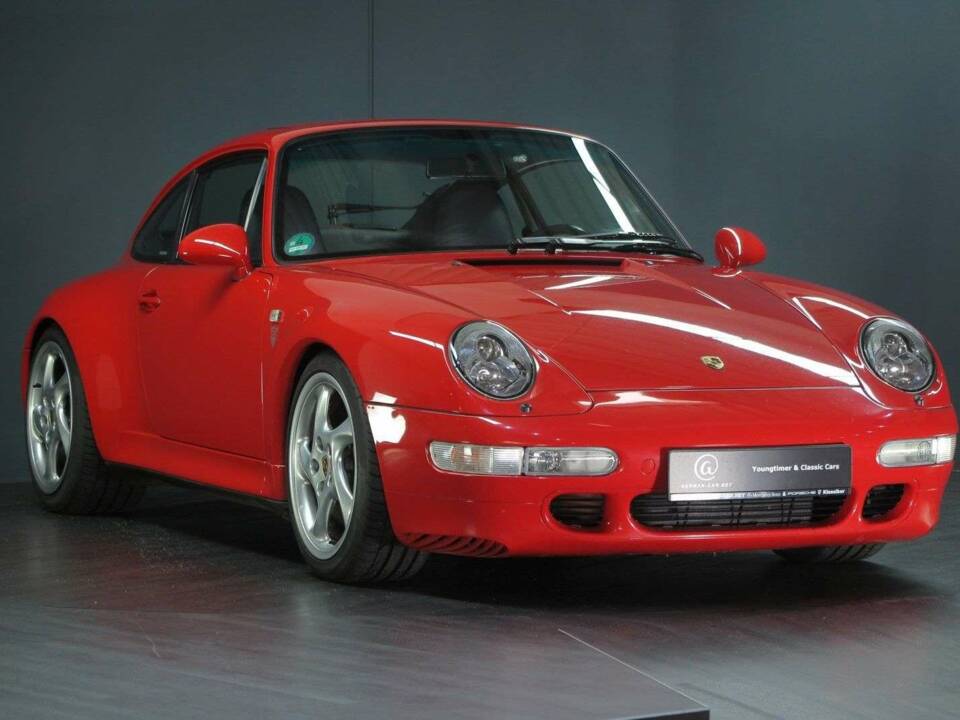 Immagine 18/43 di Porsche 911 Carrera (1997)