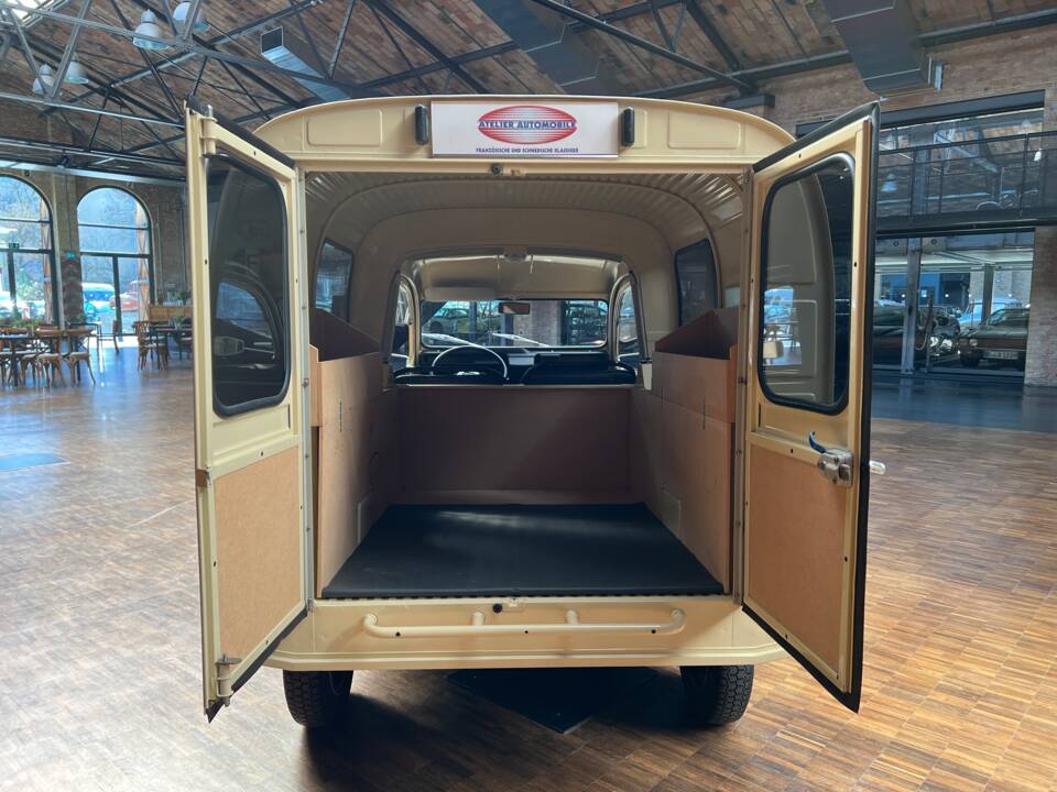 Image 17/24 de Citroën AK 400 (1977)