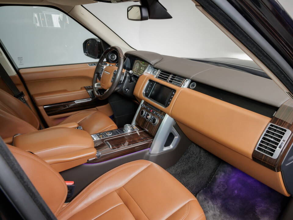Bild 20/34 von Land Rover Range Rover Autobiography SDV8 (2015)