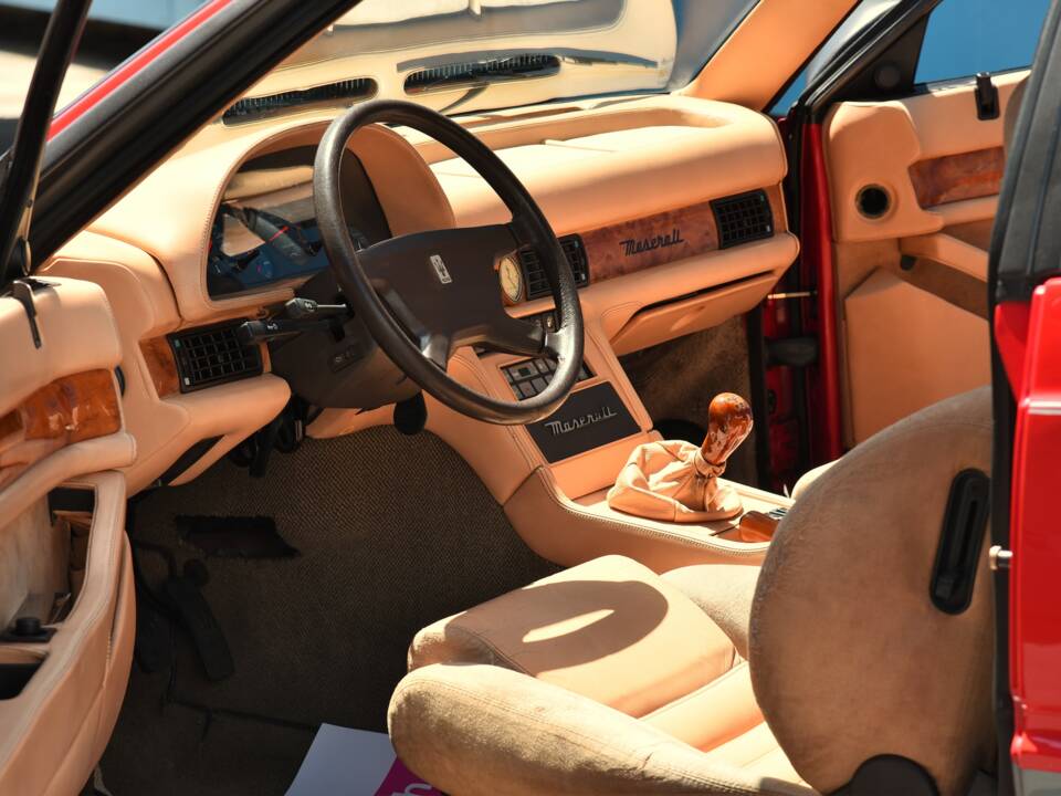 Immagine 11/17 di Maserati Karif (1991)