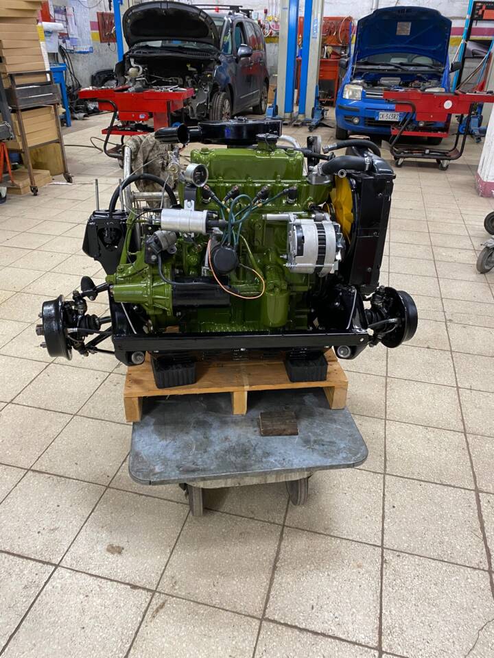 Image 20/25 of Innocenti Mini Minor 850 (1969)