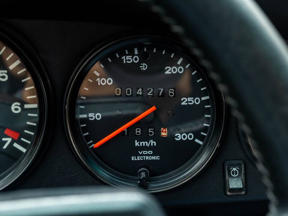 Image 21/34 of Porsche 911 Turbo 3.3 (1978)