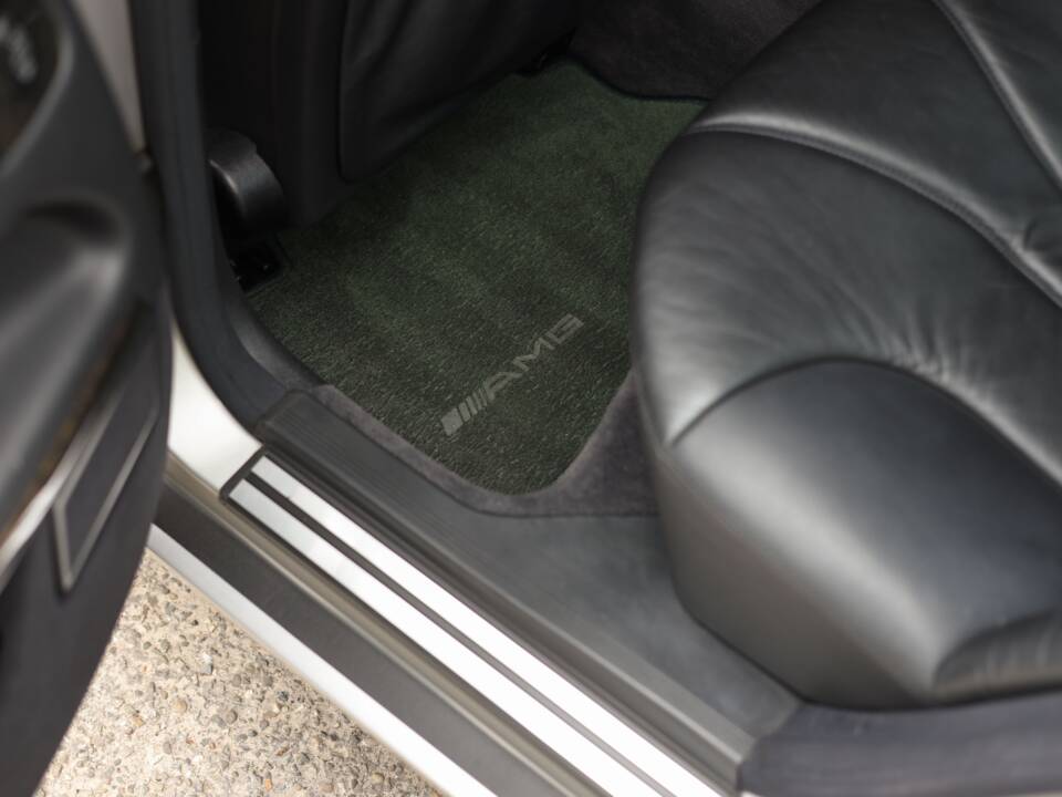 Image 74/98 de Mercedes-Benz E 50 AMG (1996)