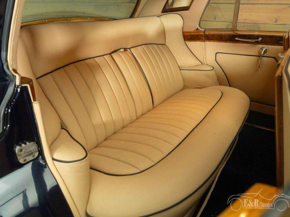 Image 7/19 of Rolls-Royce Silver Cloud III (1965)