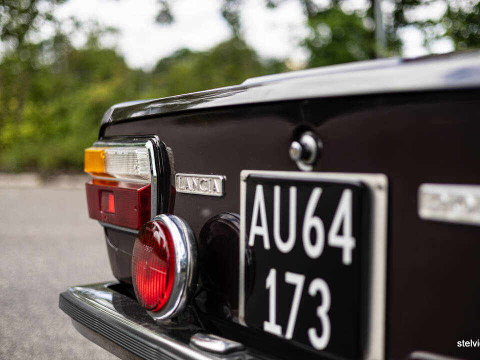 Immagine 29/51 di Lancia 2000 Iniezione (1973)