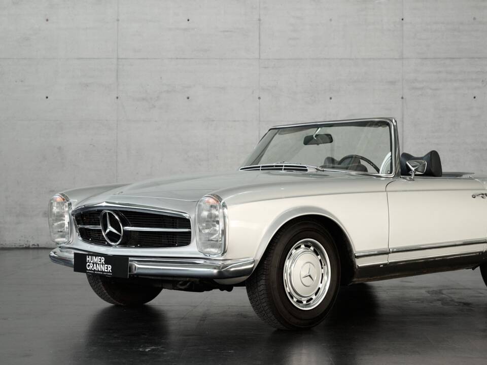 Image 2/50 de Mercedes-Benz 280 SL (1970)