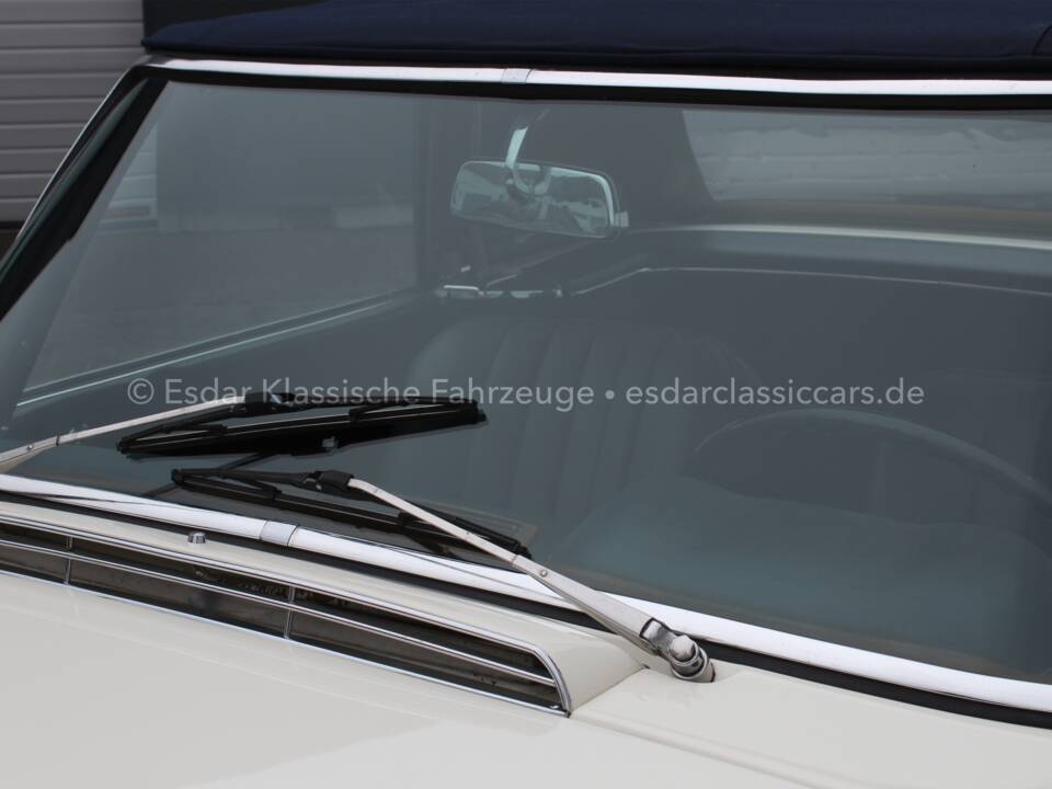 Afbeelding 28/31 van Mercedes-Benz 230 SL (1967)