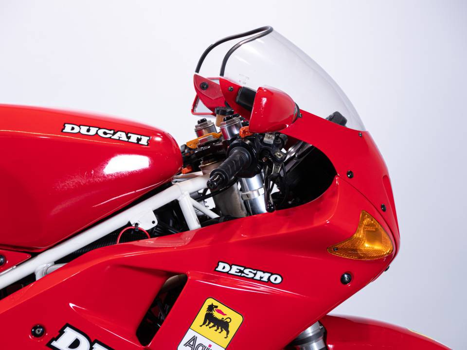 Immagine 24/49 di Ducati DUMMY (1990)