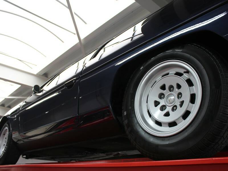 Bild 11/50 von Lamborghini Espada 400 GT (1973)