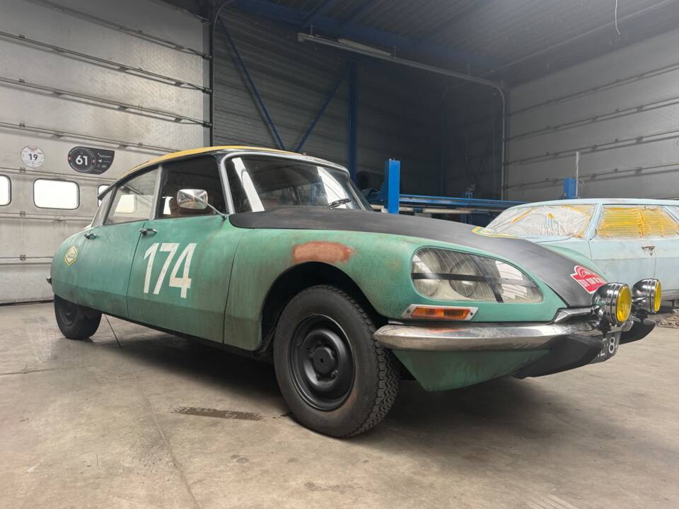 Image 4/28 of Citroën ID 20 (1970)