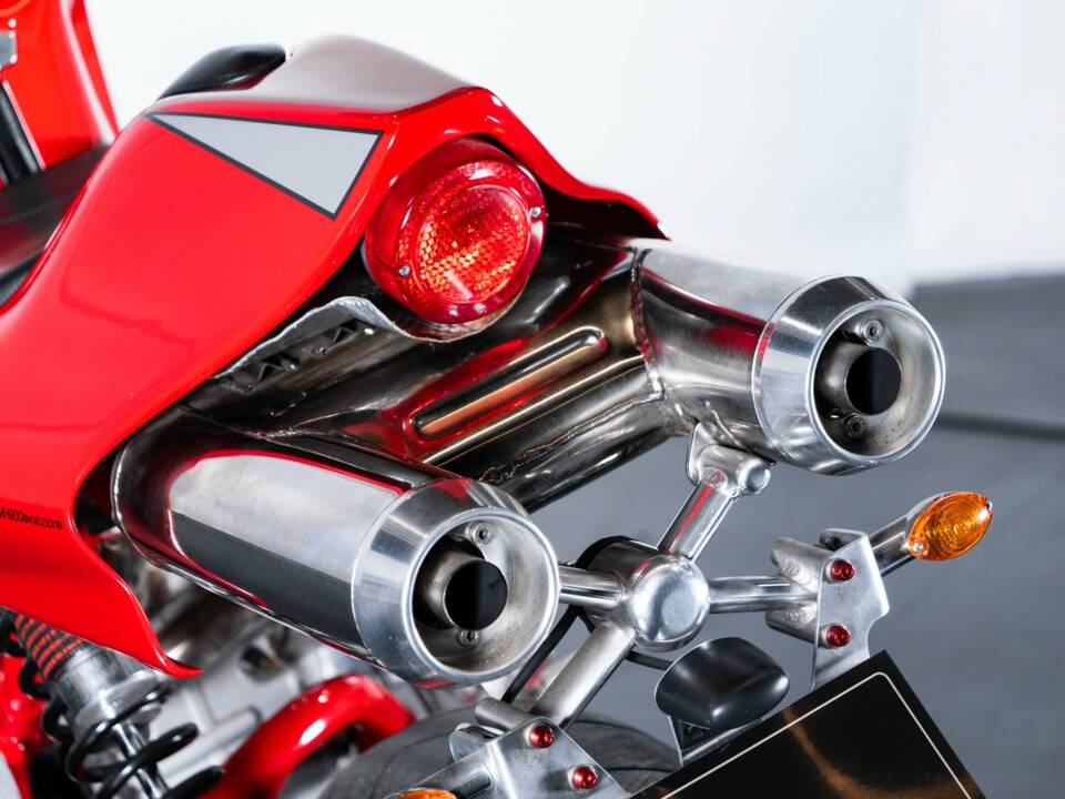 Immagine 10/50 di Ducati DUMMY (2003)