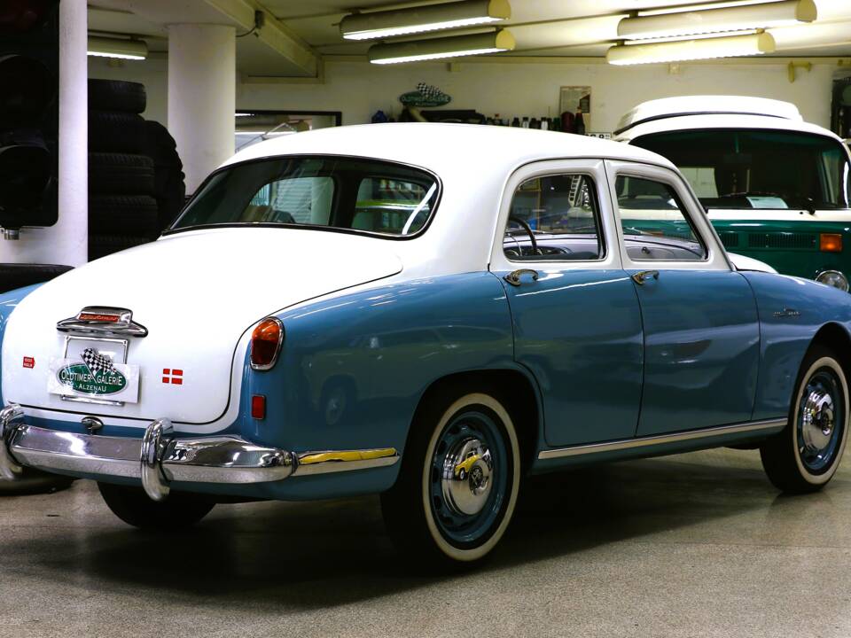 Image 4/27 of Alfa Romeo 1900 TI Super Berlina (1955)
