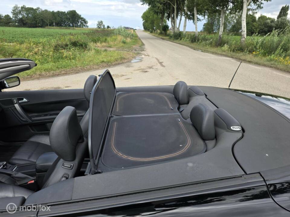 Image 15/38 de Volvo C70 2.4 (2006)