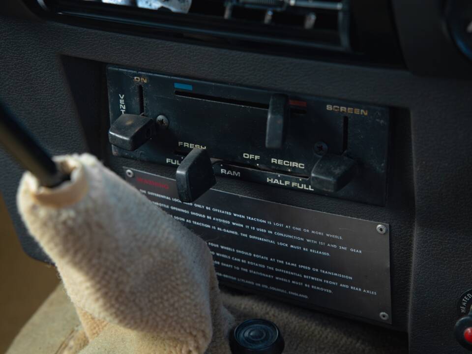 Imagen 22/45 de Land Rover Range Rover Classic 3.5 (1972)