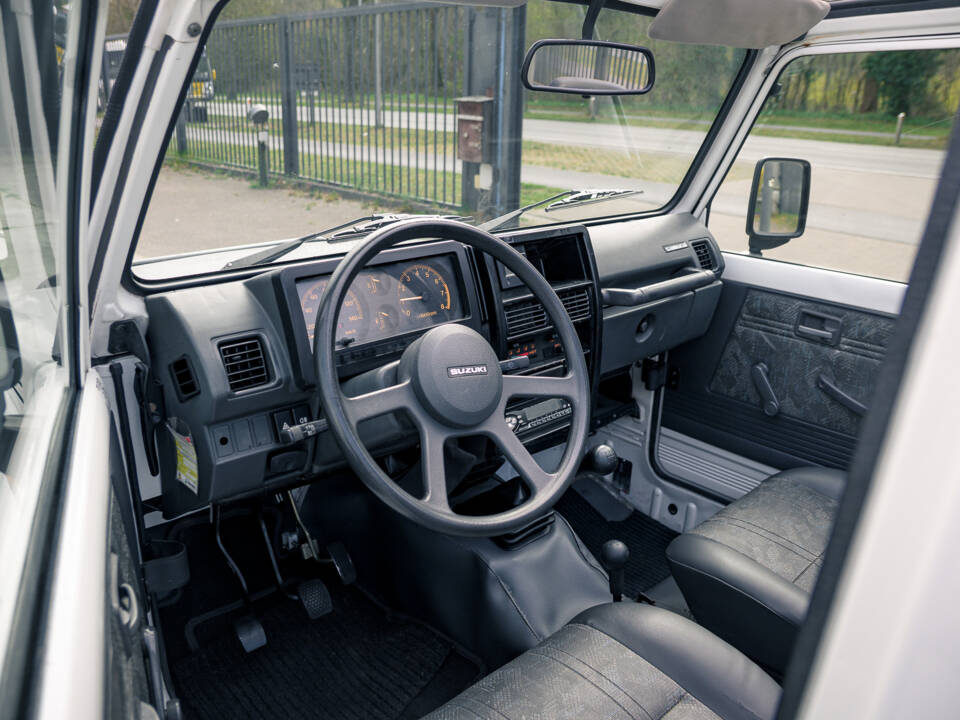 Bild 22/35 von Suzuki SJ Samurai (1993)