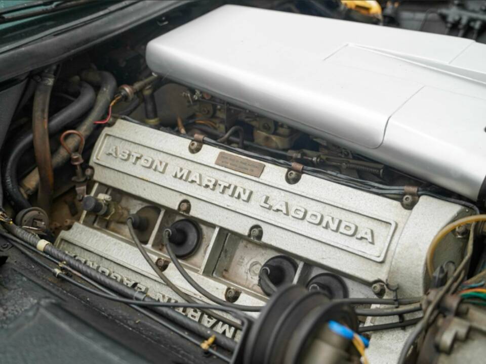 Image 27/28 of Aston Martin Lagonda (1982)