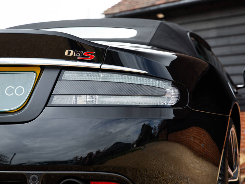 Image 74/99 of Aston Martin DBS Volante (2012)
