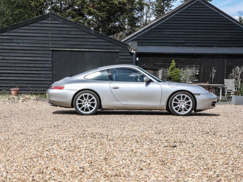 Bild 9/38 von Porsche 911 Carrera (1998)