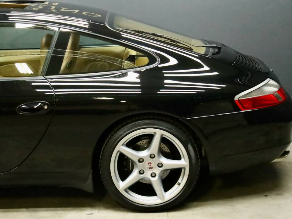 Image 15/50 de Porsche 911 Carrera (1999)