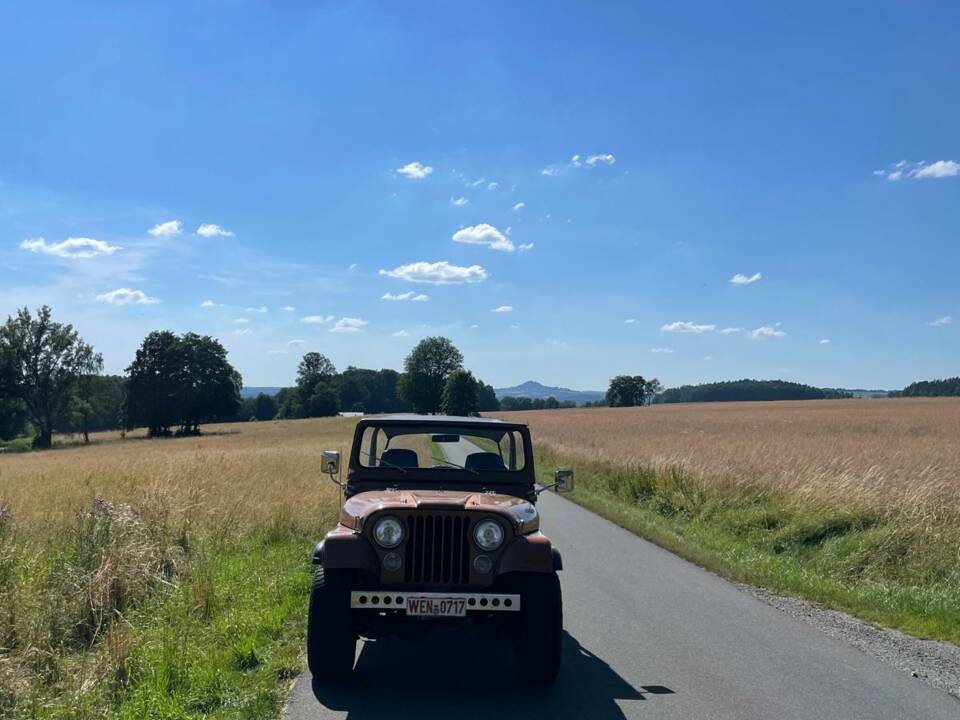 Image 21/49 of Jeep CJ-5 (1977)