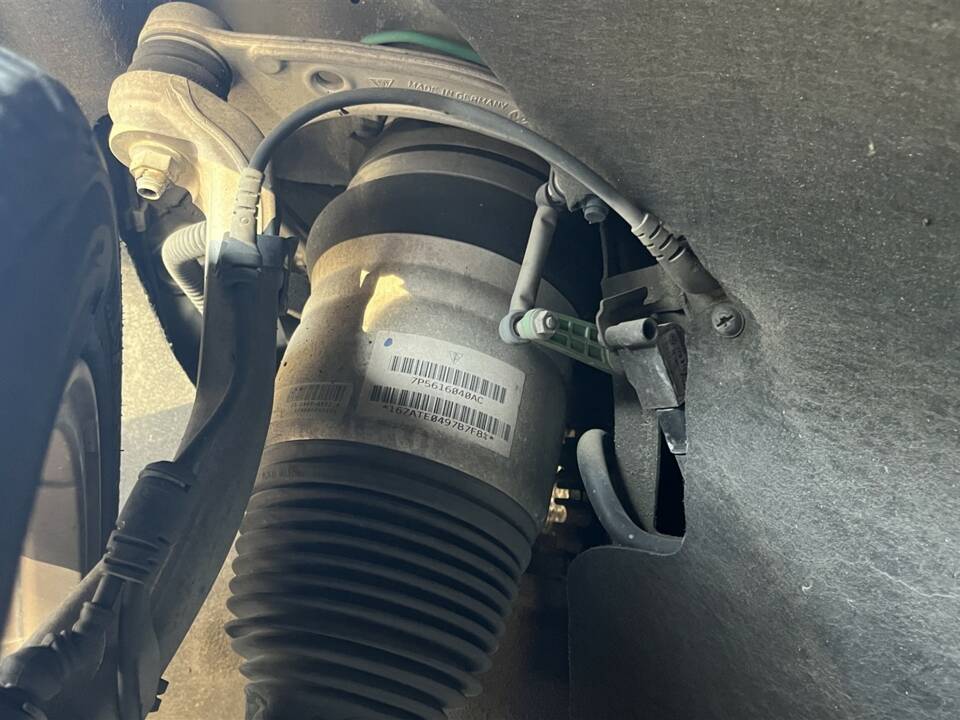 Image 41/46 de Porsche Cayenne Turbo (2011)