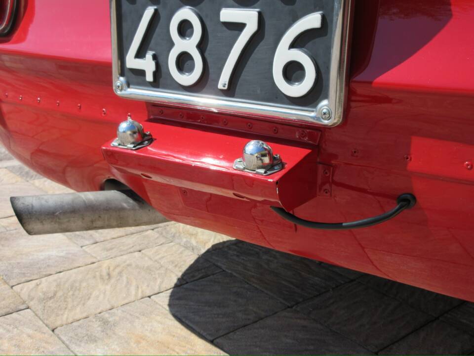 Bild 14/54 von Alfa Romeo Giulia GTA 1300 Junior (1968)