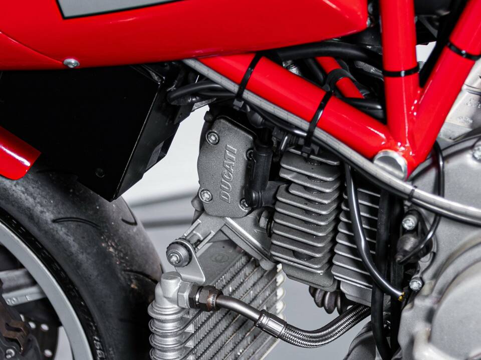 Bild 26/46 von Ducati DUMMY (2002)