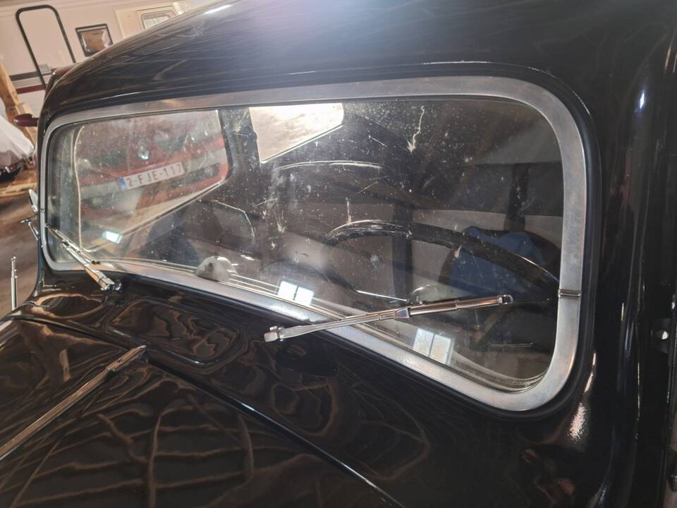 Afbeelding 2/6 van Citroën Traction Avant 11 B (1953)