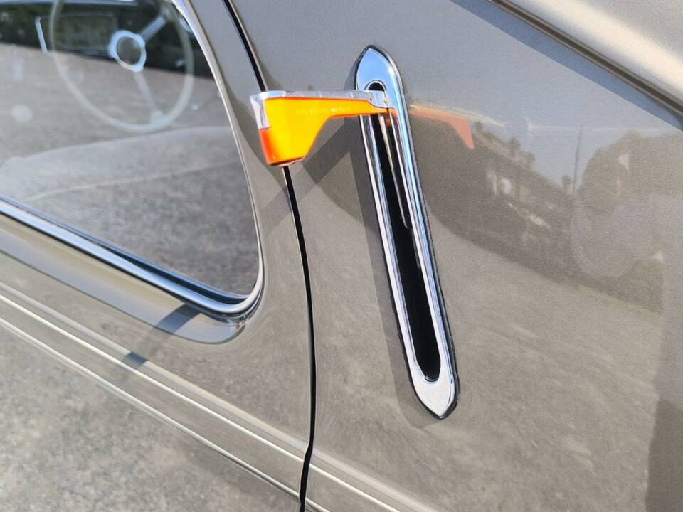 Image 12/33 of Lancia Aprilia (1949)