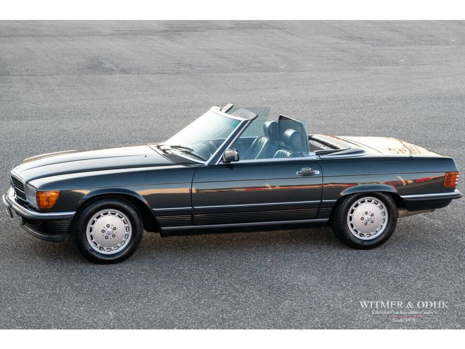 Image 3/32 de Mercedes-Benz 300 SL (1988)